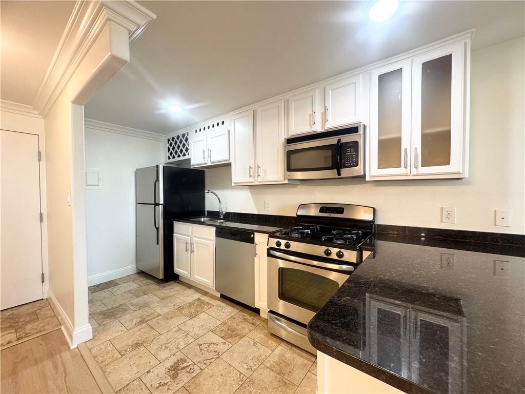 700 E 8th Street Property Photo