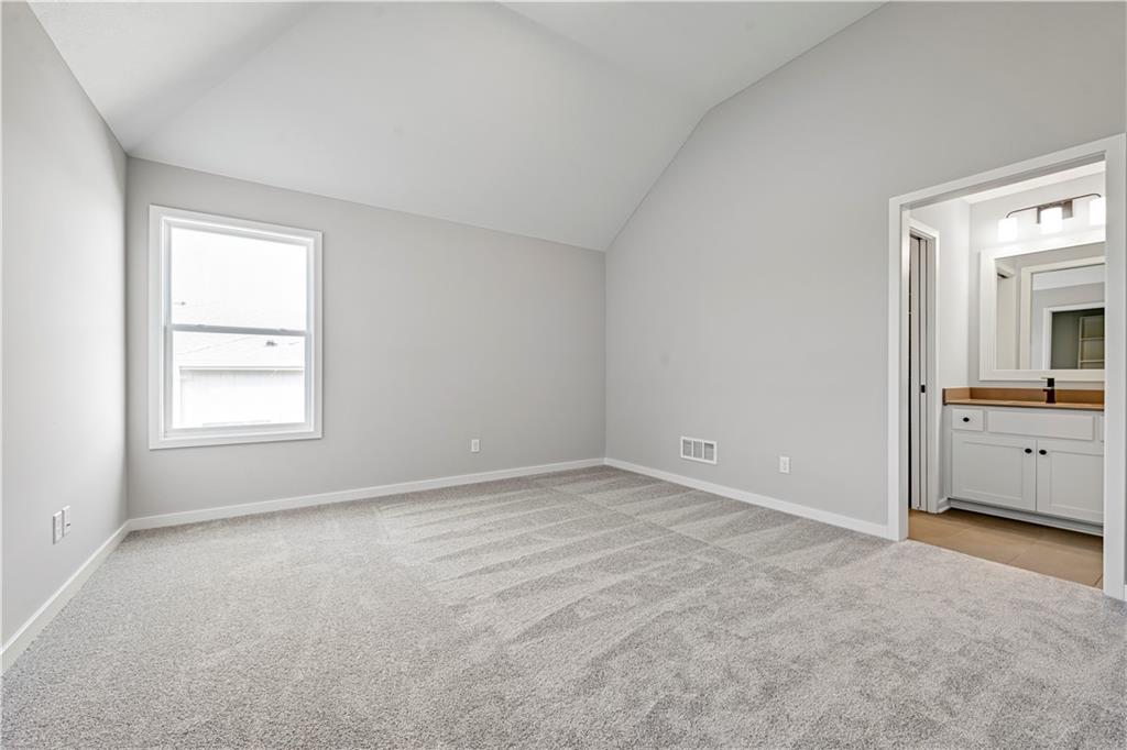 15387 W 161st Terrace Property Photo 35