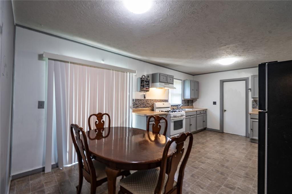 2409 W 1st Street Property Photo 6