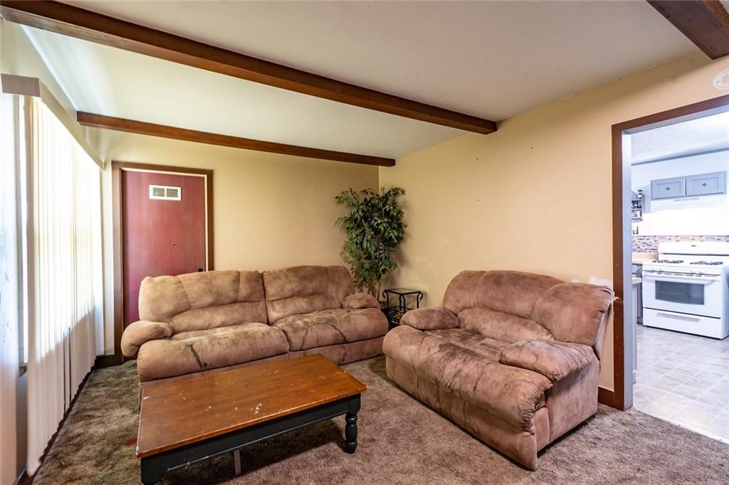 2409 W 1st Street Property Photo 21