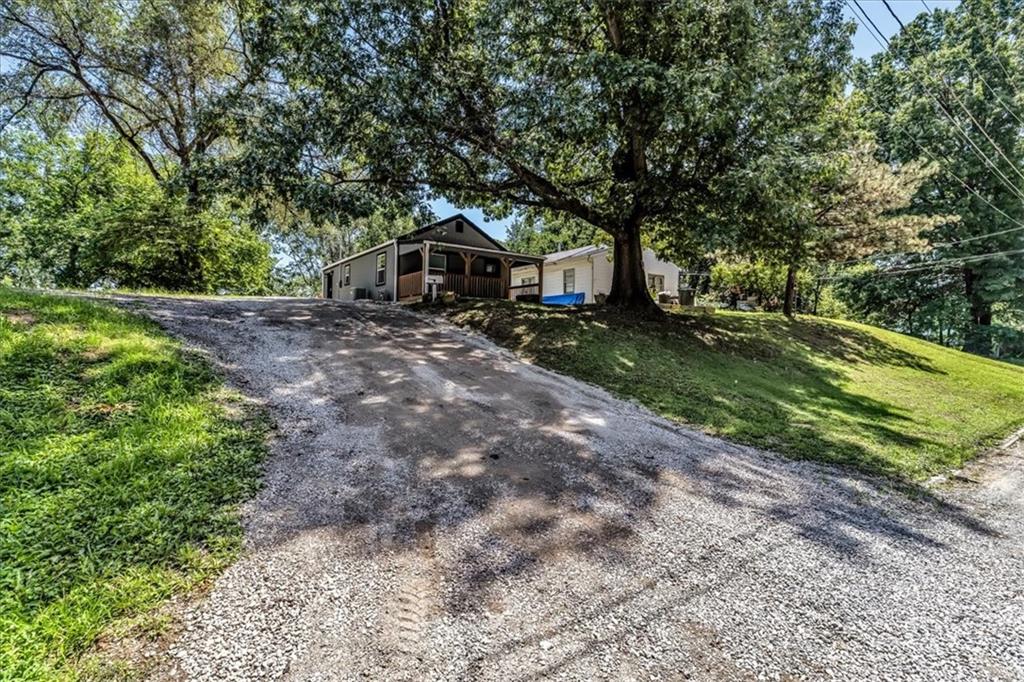 263 S 14th Street Property Photo 2