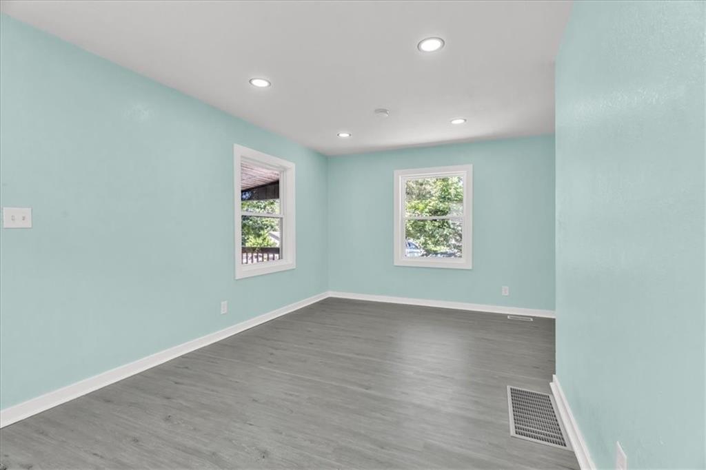 263 S 14th Street Property Photo 5