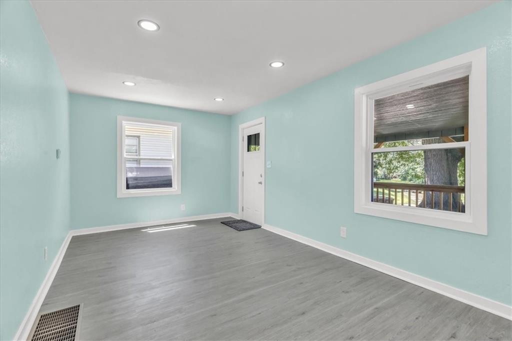 263 S 14th Street Property Photo 6