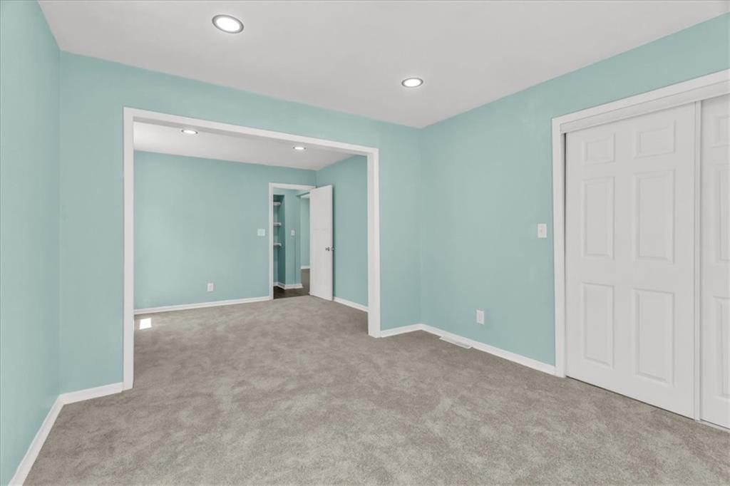 263 S 14th Street Property Photo 12