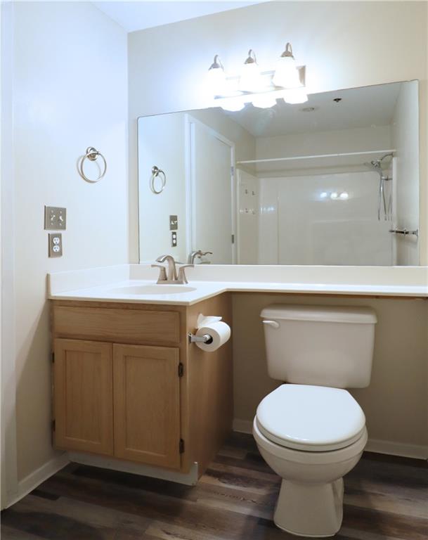 200 Main Street Property Photo 17