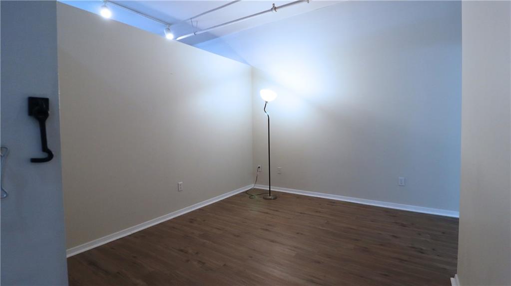 200 Main Street Property Photo 19