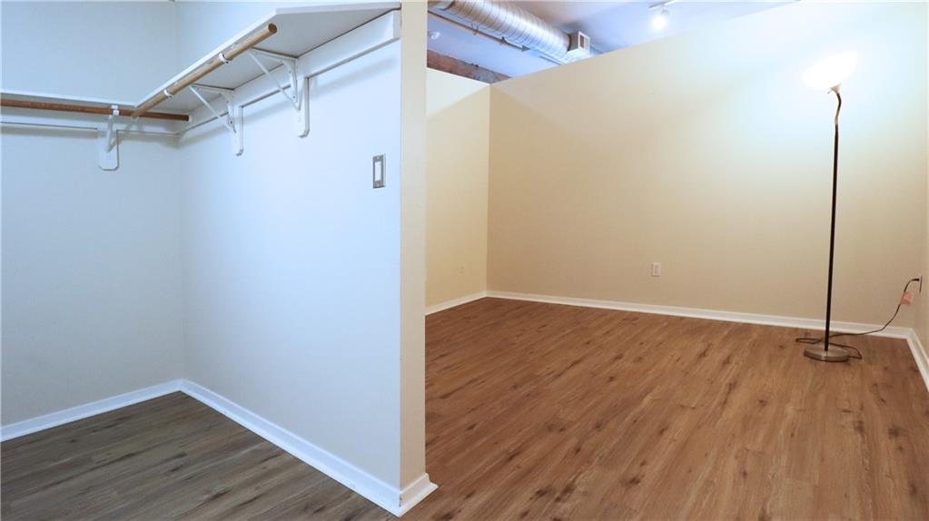 200 Main Street Property Photo 22