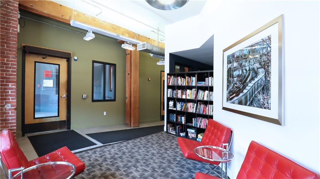 200 Main Street Property Photo 29