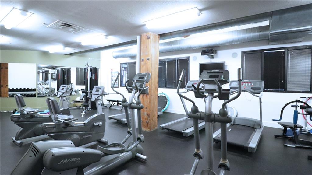 200 Main Street Property Photo 35