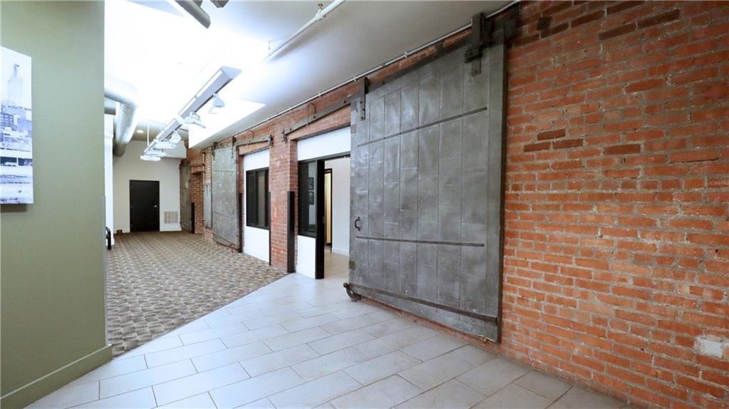 200 Main Street Property Photo 37