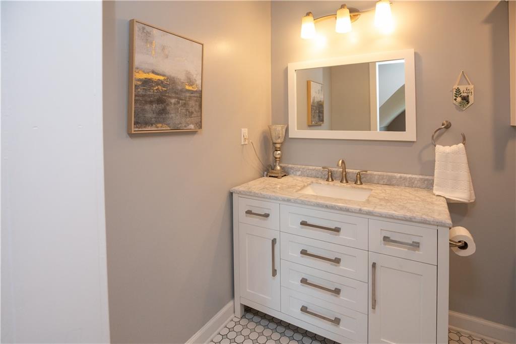 18001 E Hubach Hill Road Property Photo 32