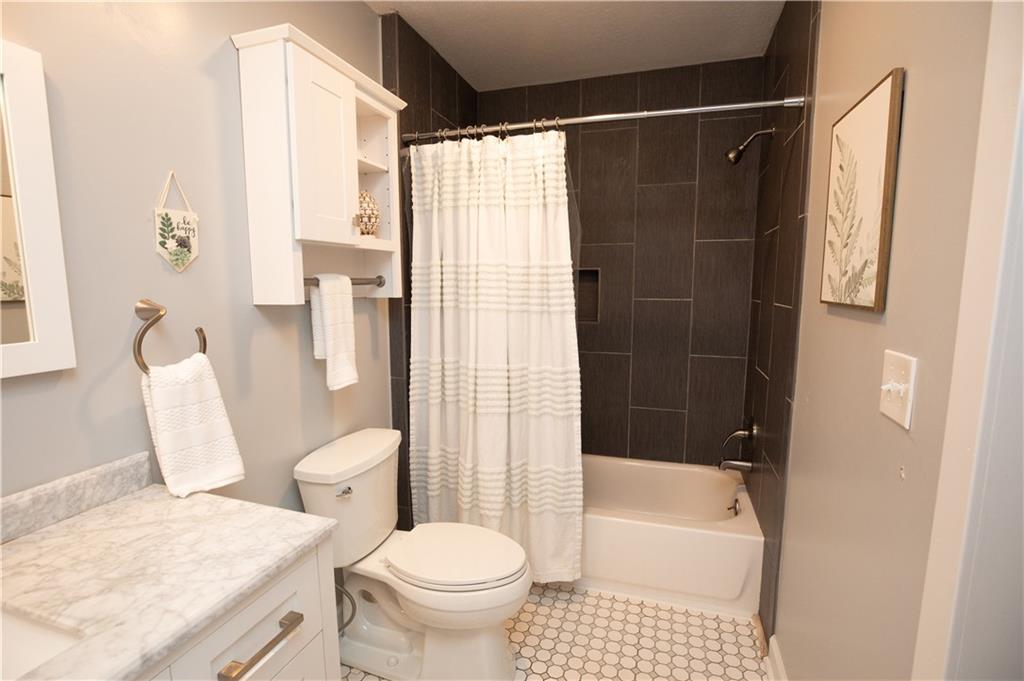 18001 E Hubach Hill Road Property Photo 33