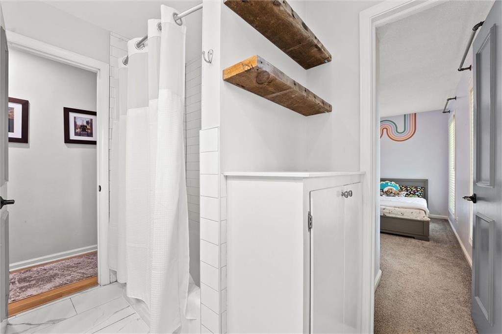 9815 Overbrook Road Property Photo 20