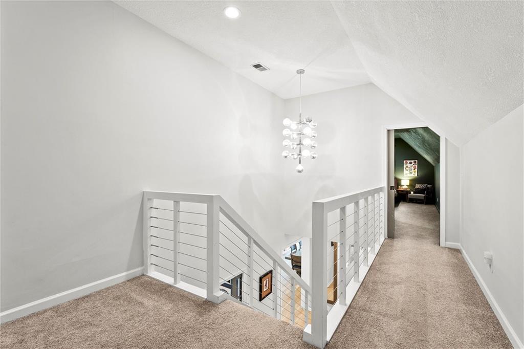 9815 Overbrook Road Property Photo 22