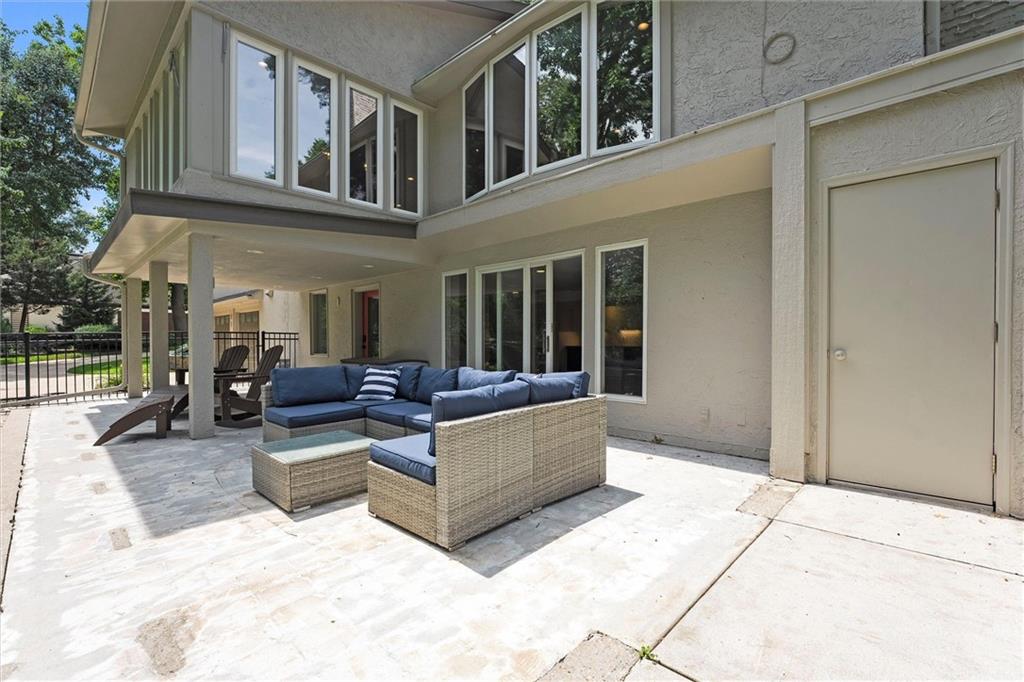 9815 Overbrook Road Property Photo 35