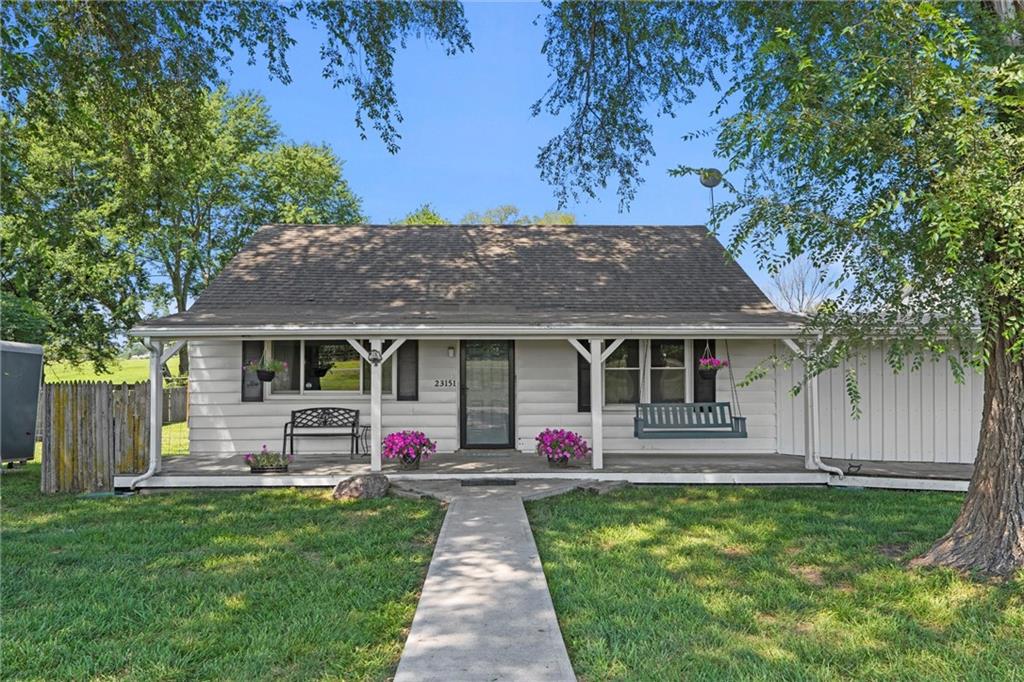 23151 207th Street Property Photo 1