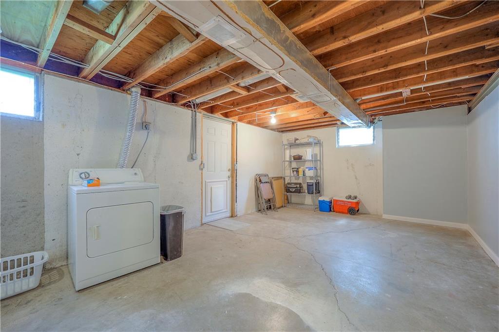 8516 Barnett Avenue Property Photo 15