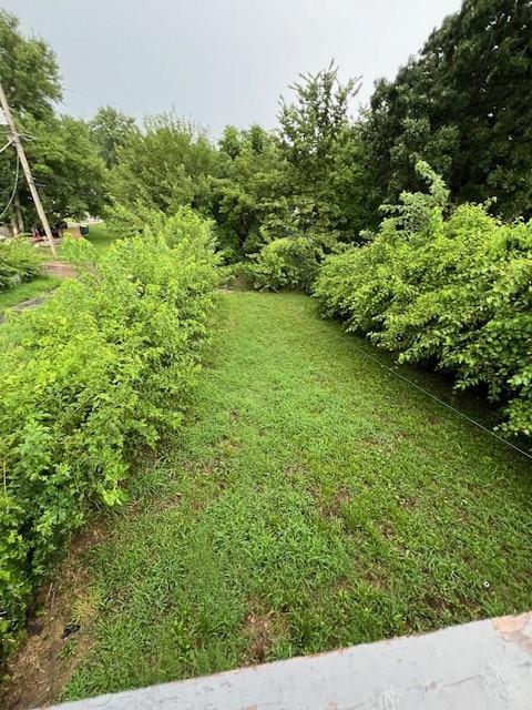 823 Greeley Avenue Property Photo 11