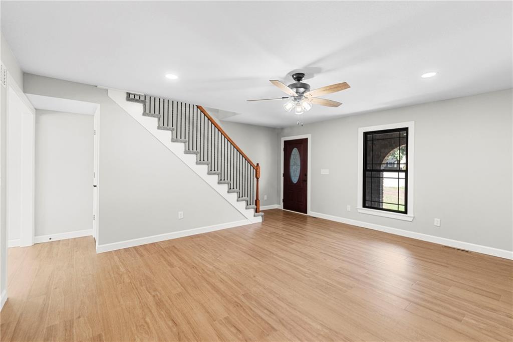 1000 Woodcliffe Drive Property Photo 4