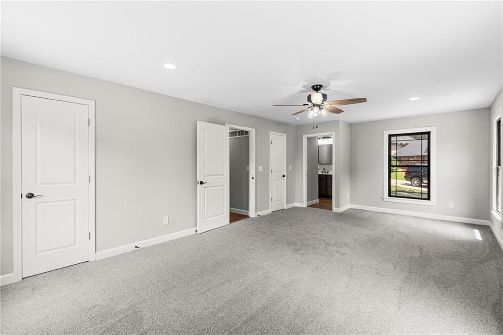 1000 Woodcliffe Drive Property Photo 17