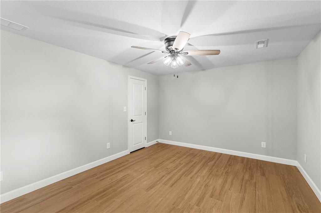 1000 Woodcliffe Drive Property Photo 27