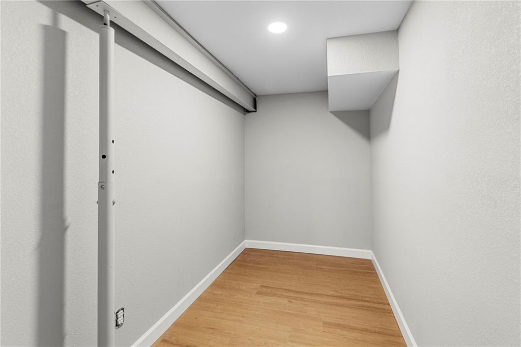 1000 Woodcliffe Drive Property Photo 31