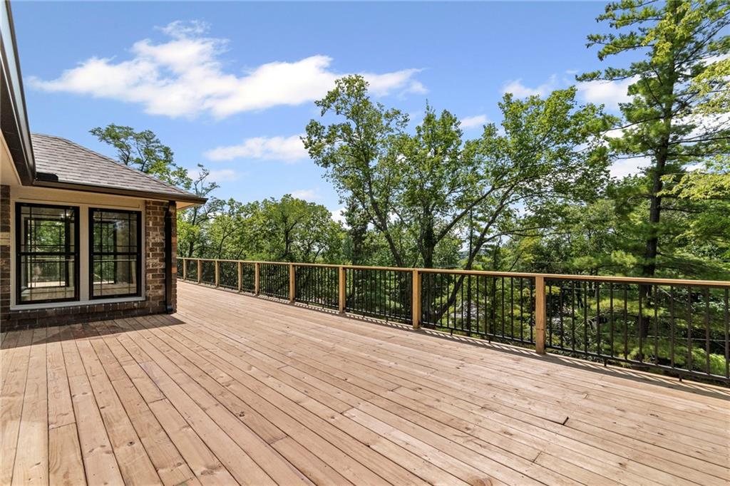 1000 Woodcliffe Drive Property Photo 39