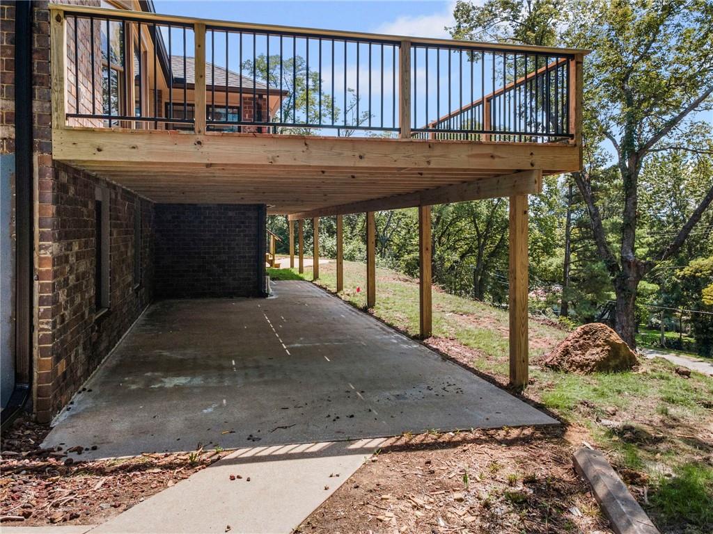 1000 Woodcliffe Drive Property Photo 45