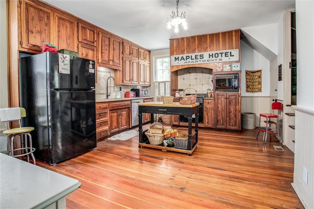 522 W Maple Avenue Property Photo 13