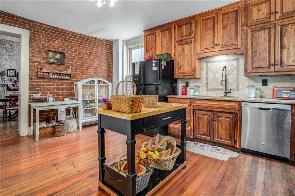 522 W Maple Avenue Property Photo 14