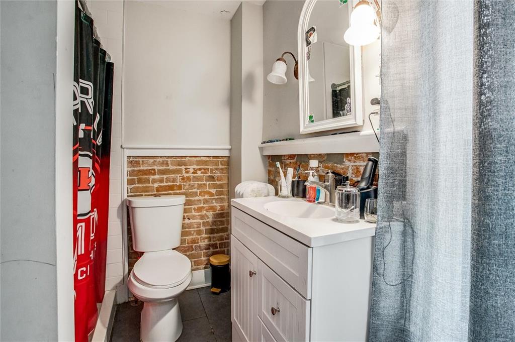 522 W Maple Avenue Property Photo 22