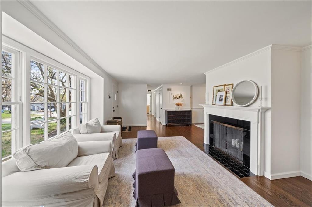 2705 W 73rd Street Property Photo 7