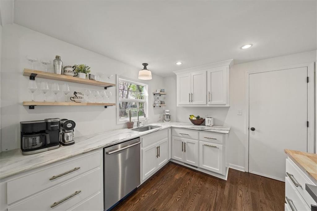 2705 W 73rd Street Property Photo 11