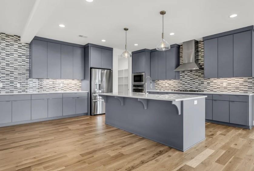 4402 Tee Box Drive Property Photo 3