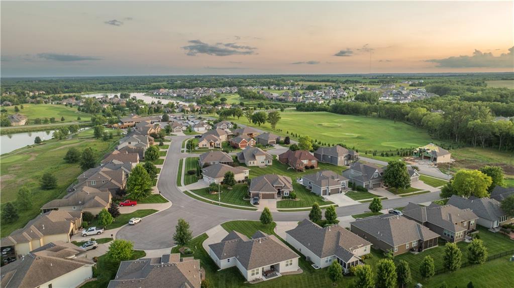 4402 Tee Box Drive Property Photo 7