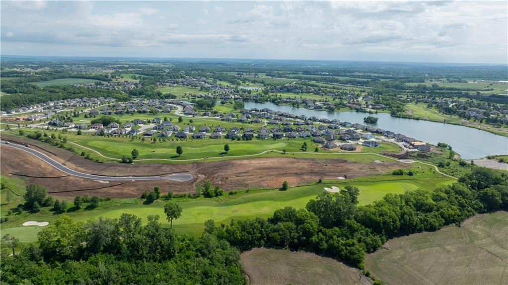 4402 Tee Box Drive Property Photo 10
