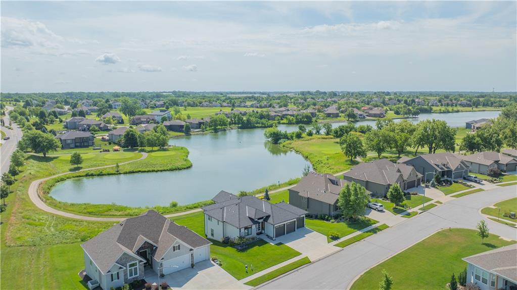 4402 Tee Box Drive Property Photo 17