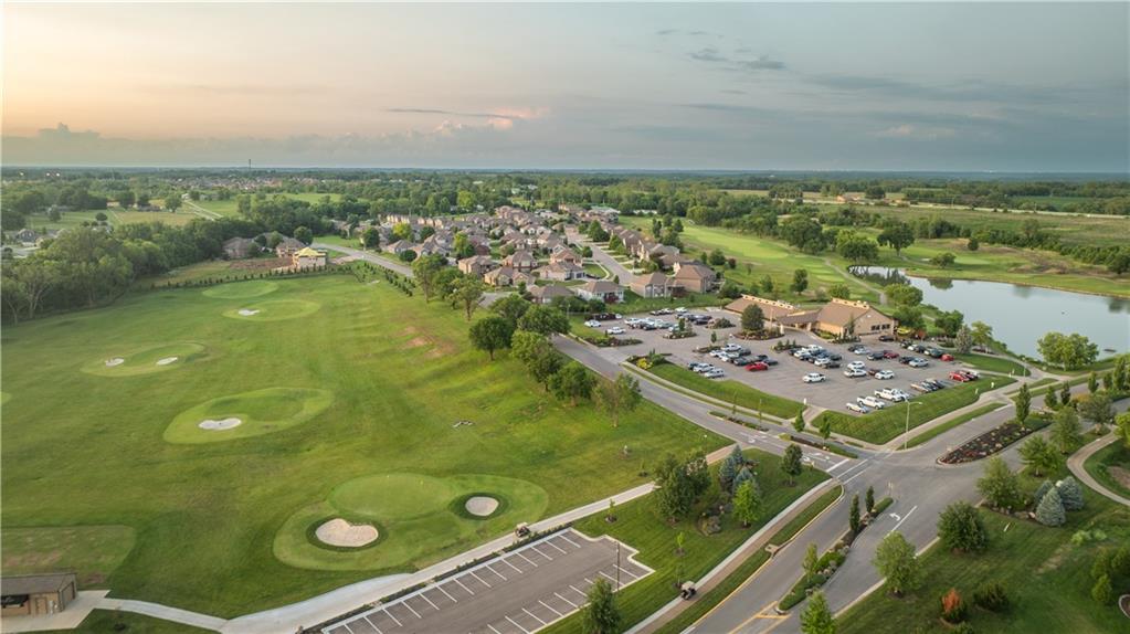 4402 Tee Box Drive Property Photo 18
