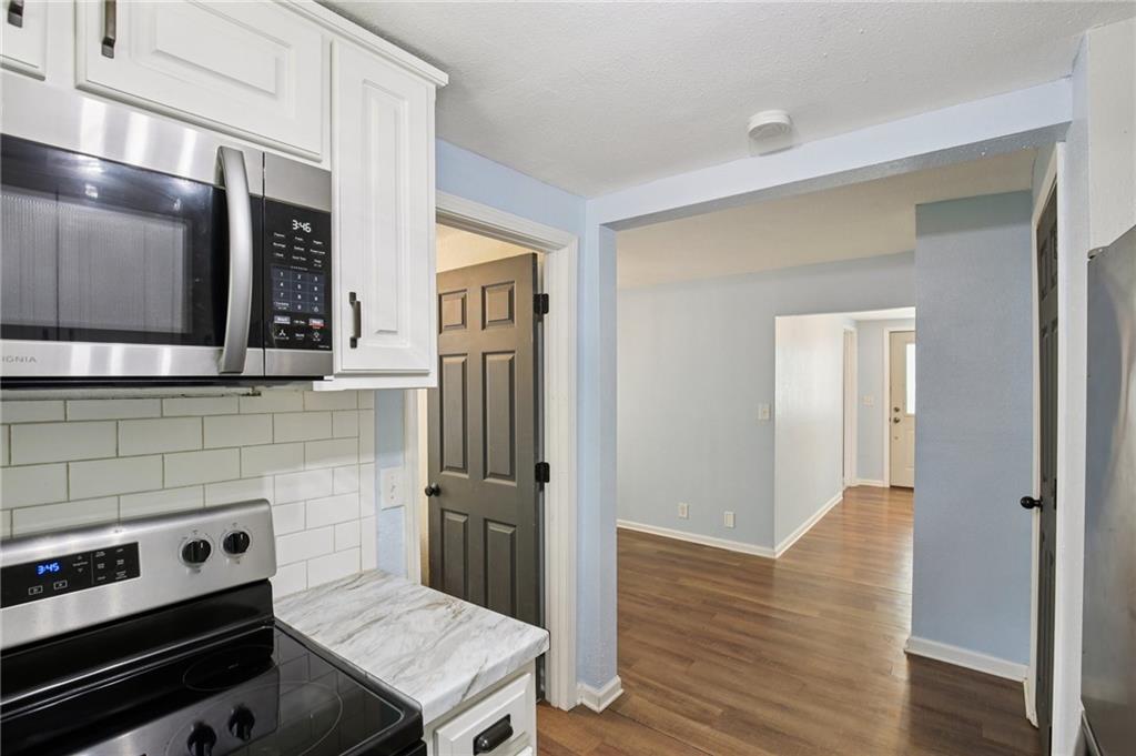 823 S Tremont Avenue Property Photo 7