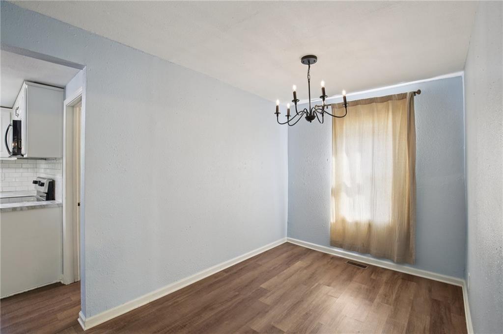 823 S Tremont Avenue Property Photo 19