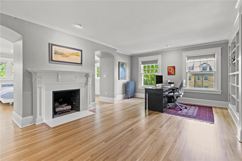 4525 Kenwood Avenue Property Photo 38