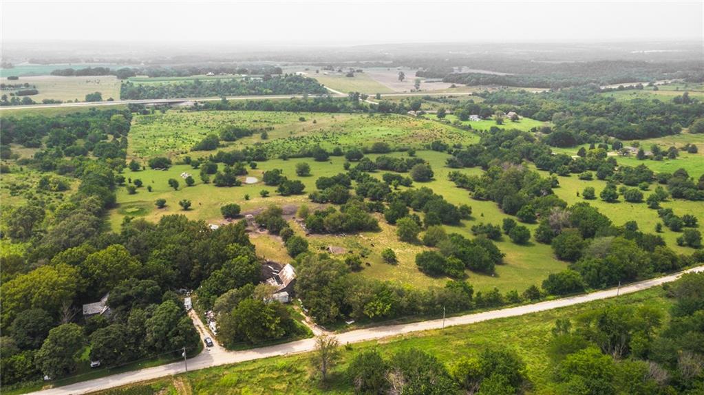 27360 Victory Road Property Photo