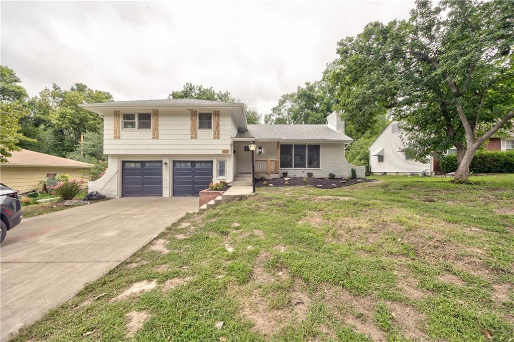 6928 Russell Street Property Photo 1