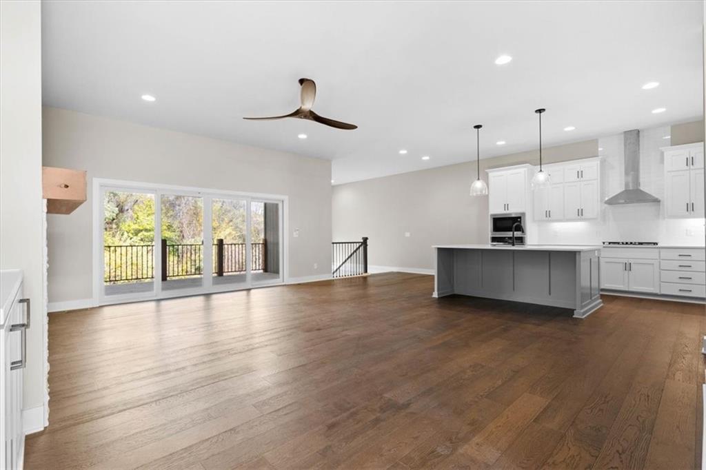 5020 146th Street Property Photo 4