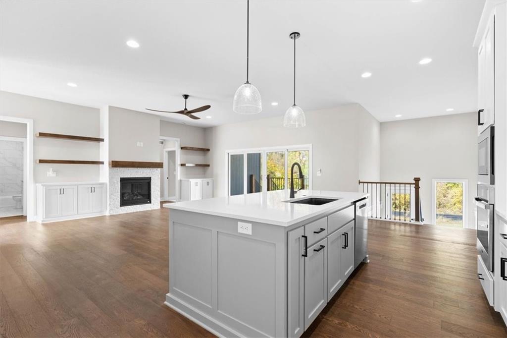 5020 146th Street Property Photo 10