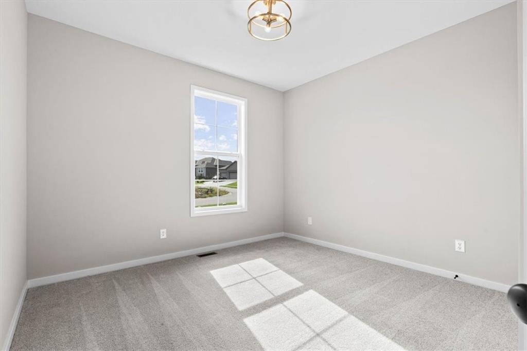 5020 146th Street Property Photo 14