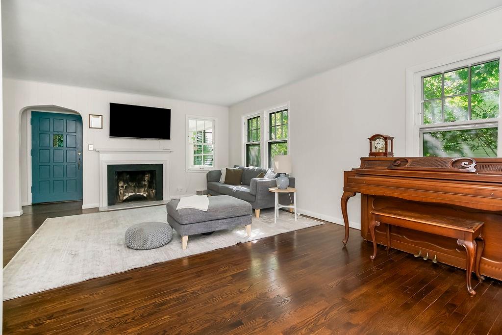 6347 Sni A Bar Road Property Photo 7