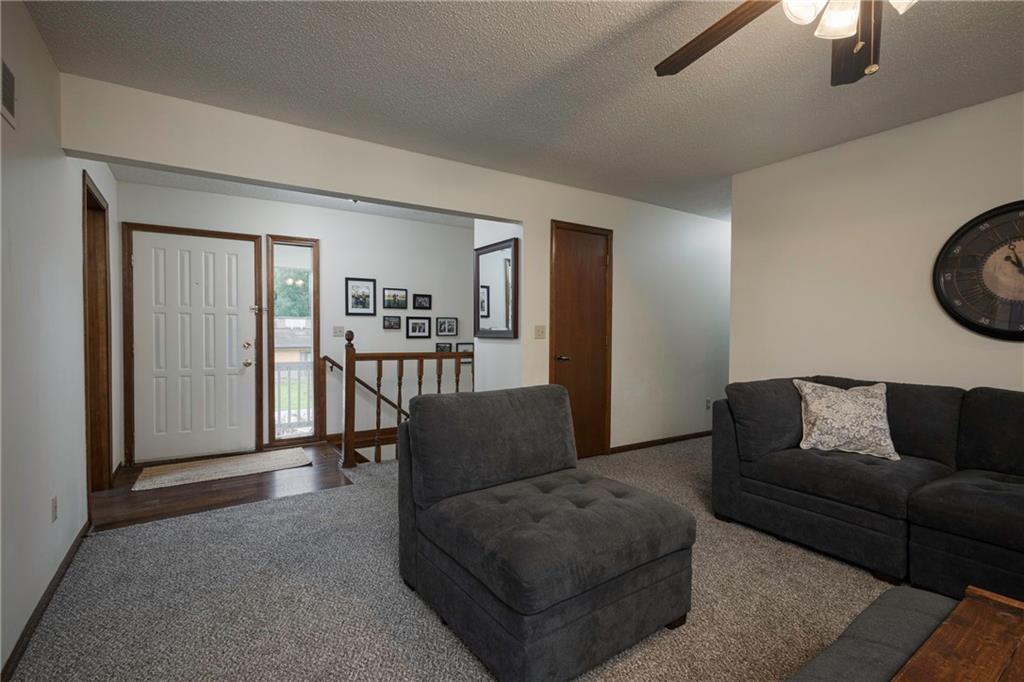 1004 Ne Cedar Street Property Photo 5