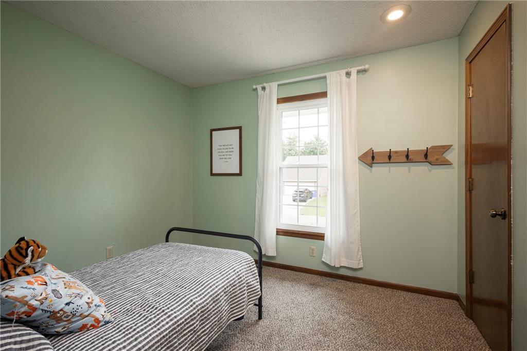 1004 Ne Cedar Street Property Photo 22