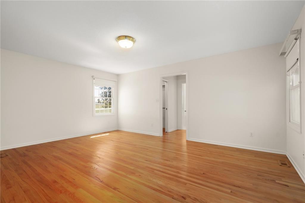 315 E High Street Property Photo 7